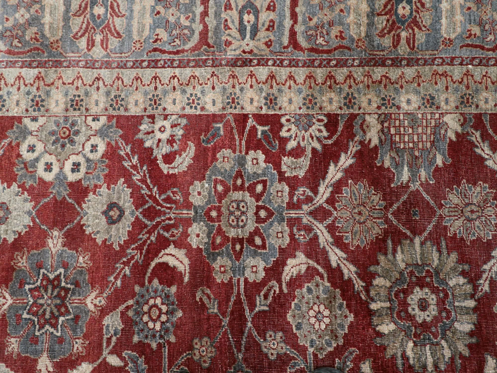Antique Persian Mahal Carpet, No.22239 - Staging