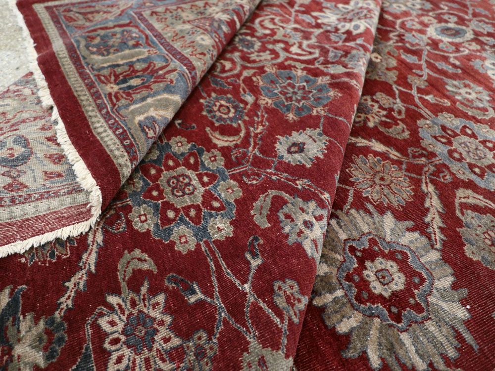 Antique Persian Mahal Carpet, No.22239 - Staging