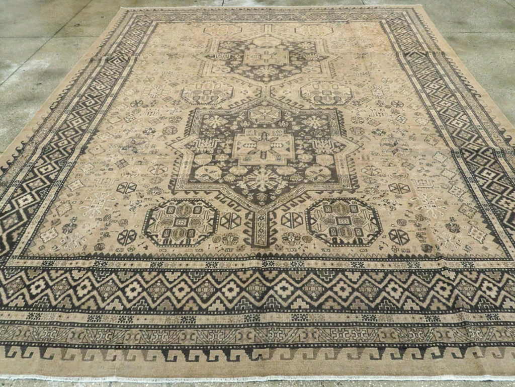 Vintage Persian Tabriz Carpet, No.22264 - Staging