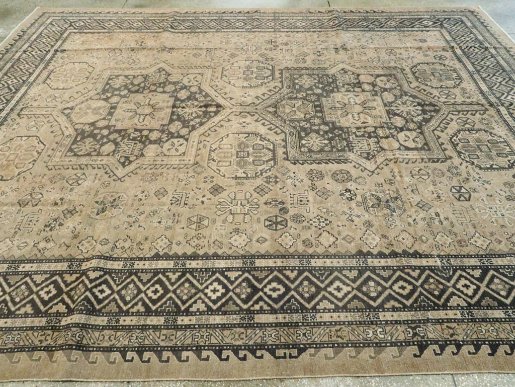 Vintage Persian Tabriz Carpet, No.22264 - Staging