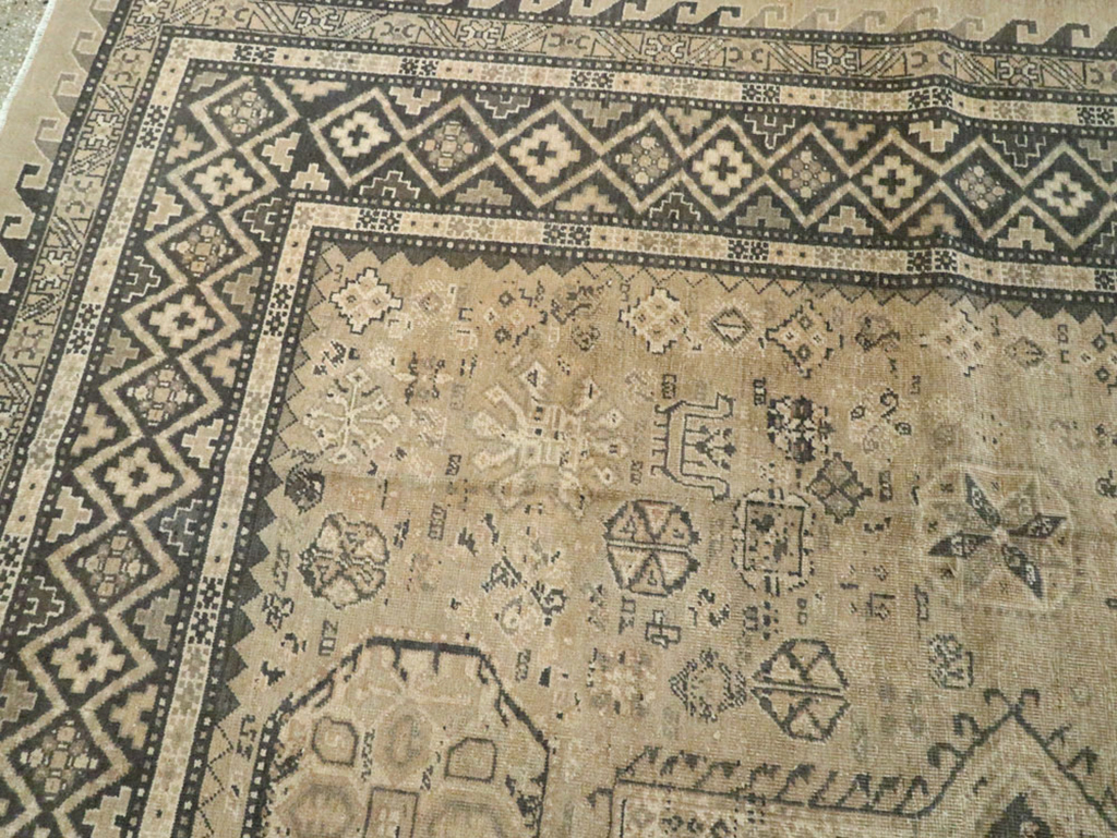 Vintage Persian Tabriz Carpet, No.22264 - Staging