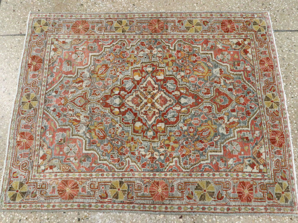 Antique Persian Sarouk Rug, No.22275 - Staging
