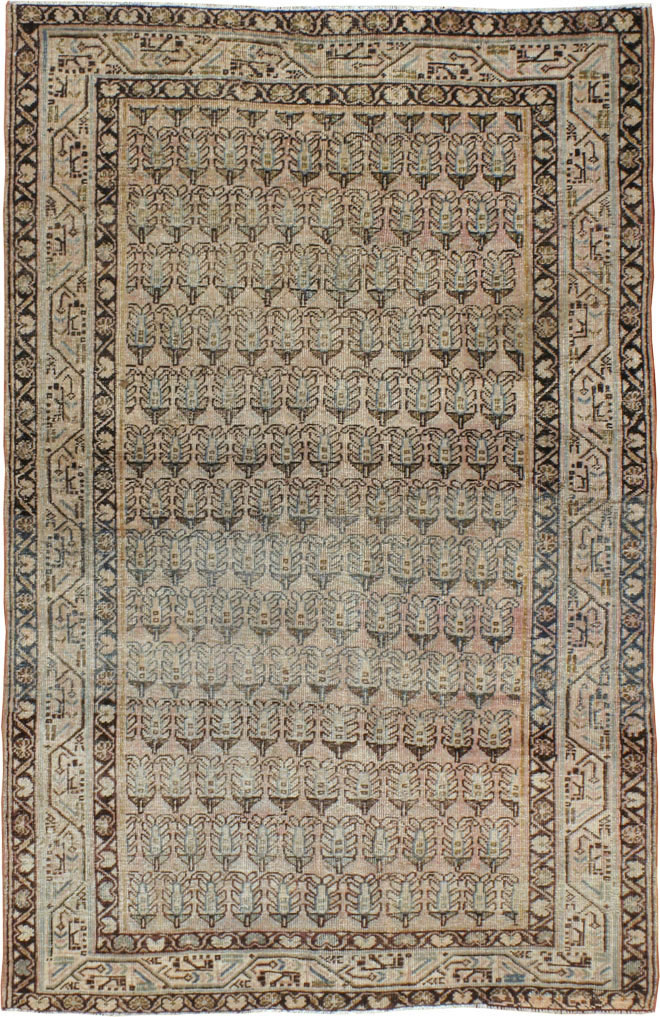 Vintage Persian Mahal Rug, No.22315 - Staging
