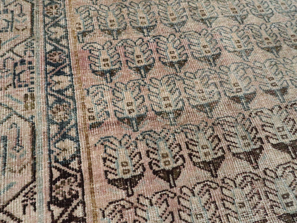Vintage Persian Mahal Rug, No.22315 - Staging