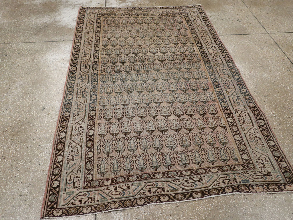 Vintage Persian Mahal Rug, No.22315 - Staging
