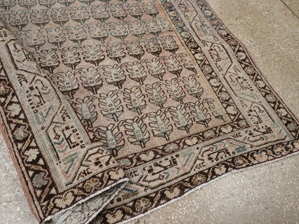 Vintage Persian Mahal Rug, No.22315 - Staging