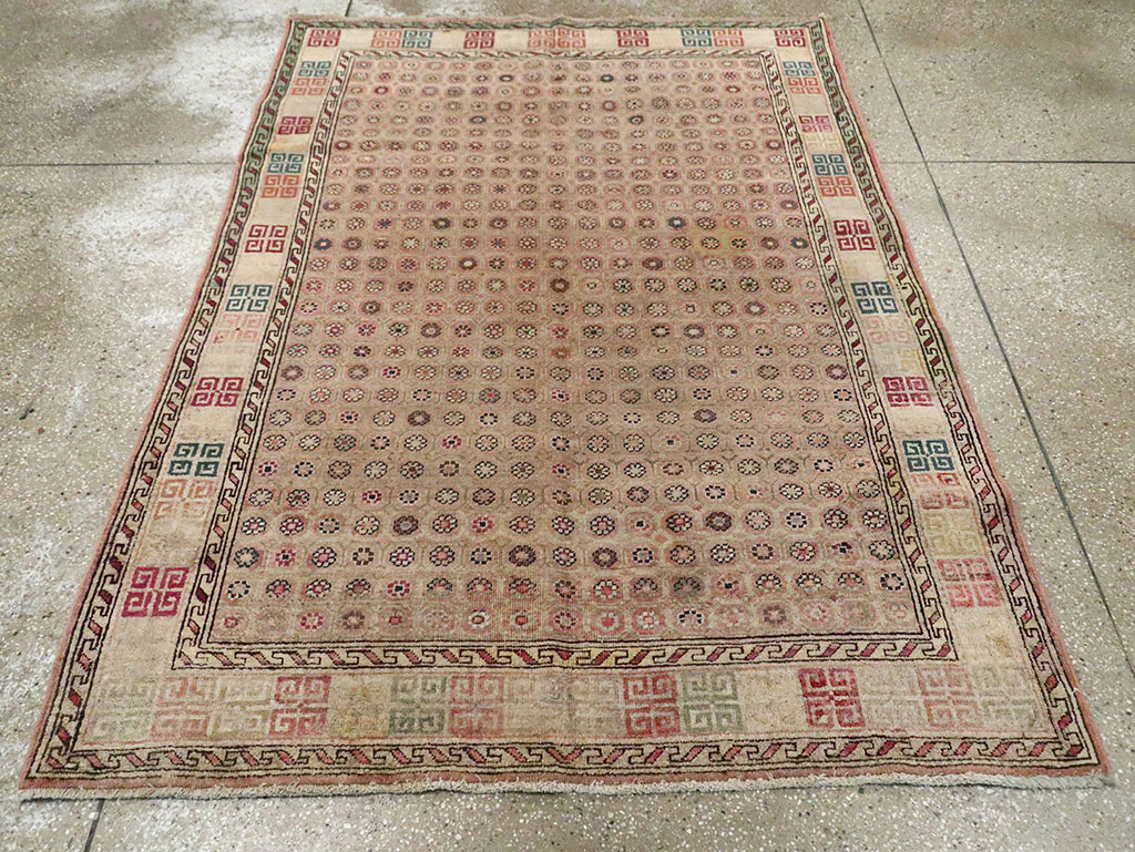 Antique Indian Agra Rug, No.22335 - Staging