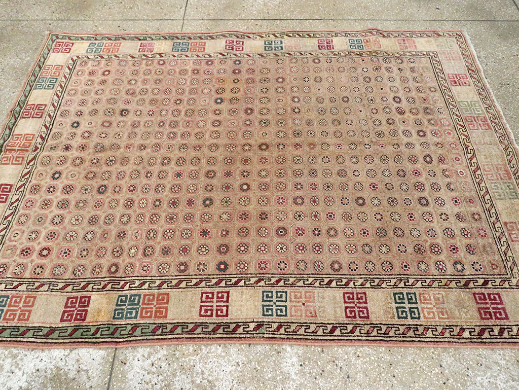 Antique Indian Agra Rug, No.22335 - Staging