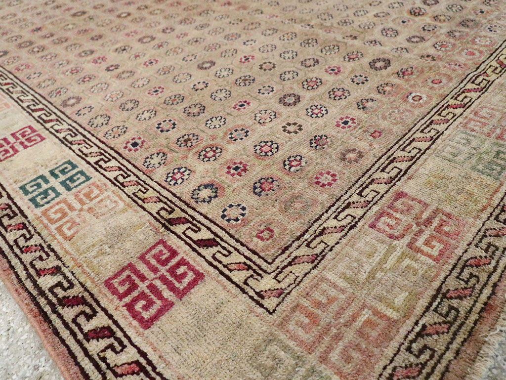 Antique Indian Agra Rug, No.22335 - Staging