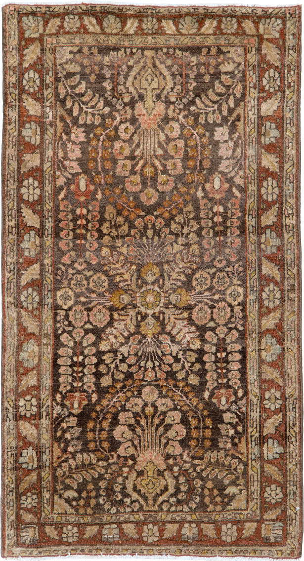 Vintage Persian Sarouk Rug, No.22346 - Staging