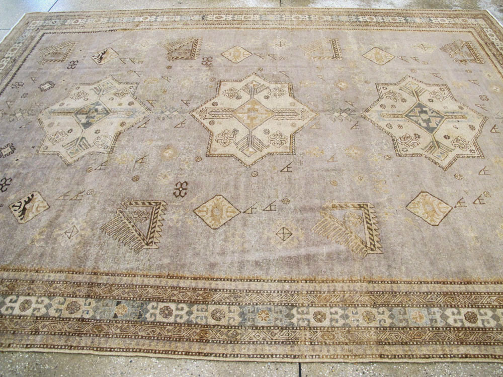 Vintage Persian Tabriz Carpet, No.22376 - Staging