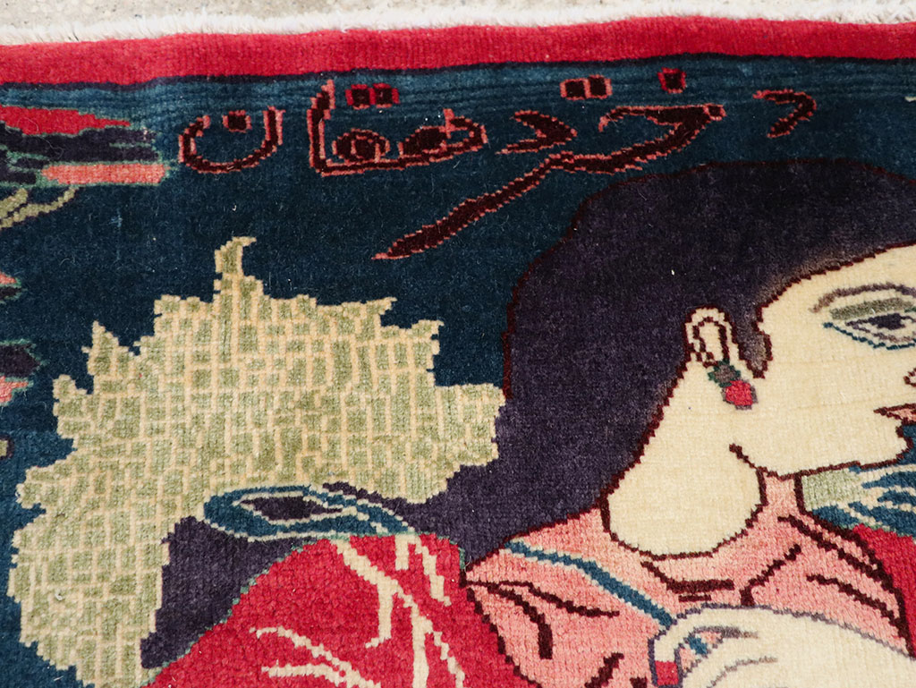 Vintage Persian Mahal Pictorial Rug, No.22402 - Staging