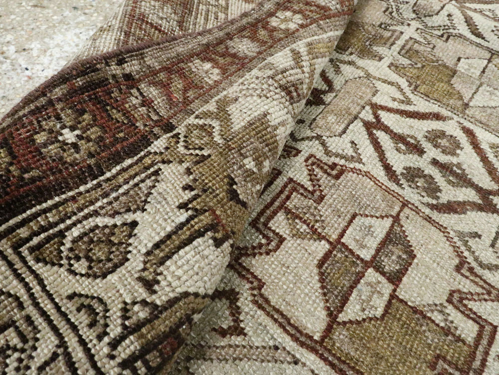 Antique Persian Kurd Bidjar Rug, No.22423 - Staging