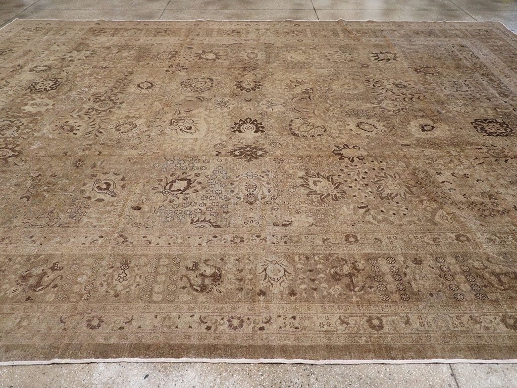 Antique Persian Tabriz Carpet, No.22431 - Staging