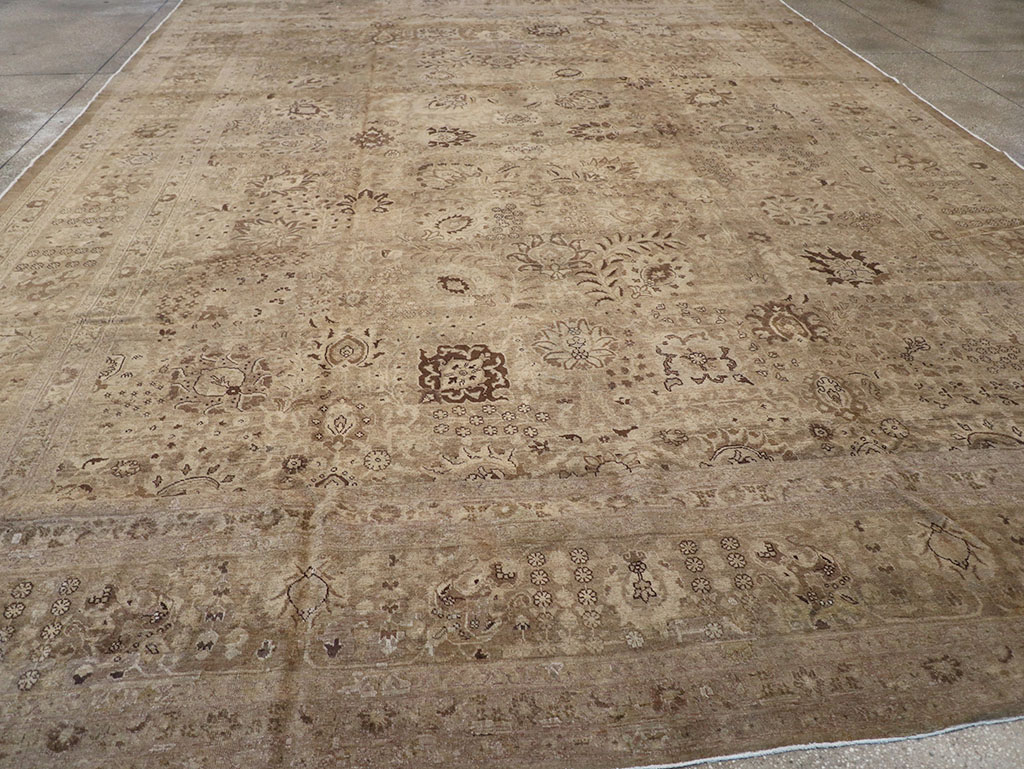 Antique Persian Tabriz Carpet, No.22431 - Staging