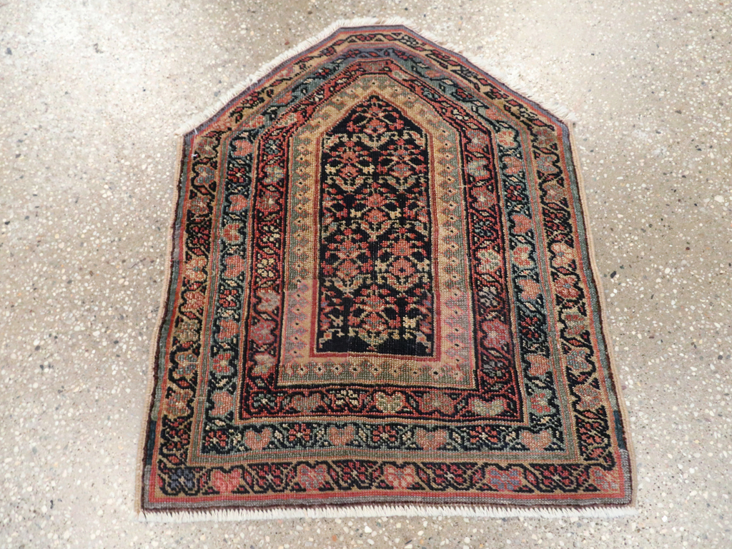 Antique Persian Bidjar Rug, No.22441 - Staging