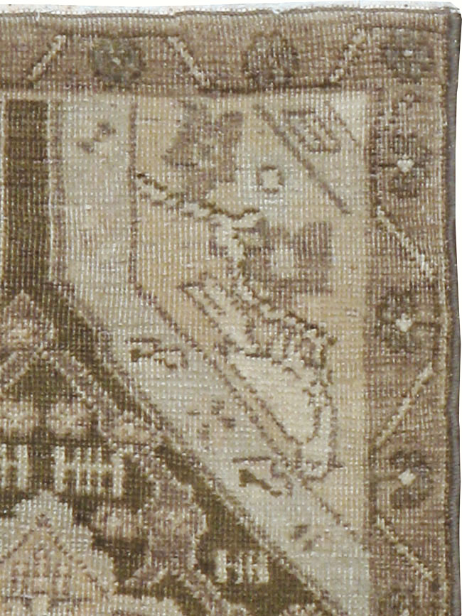 Vintage Persian Malayer Rug, No.22454 - Staging