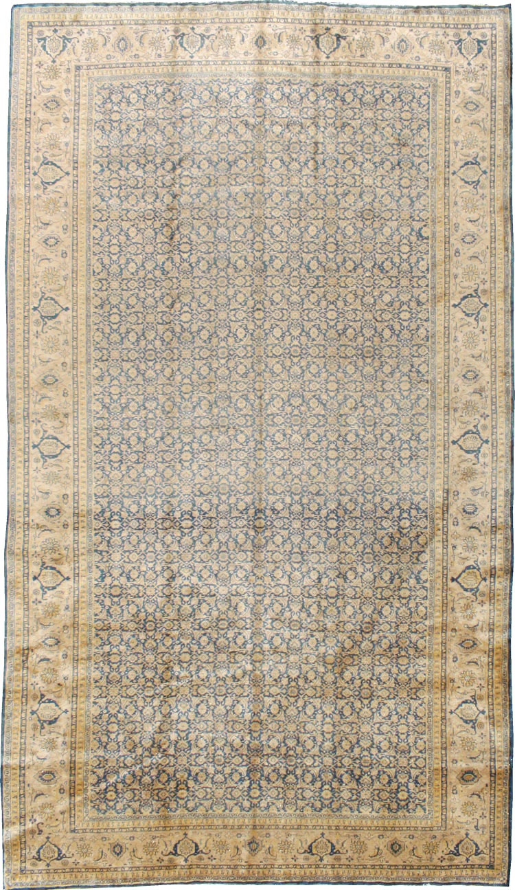 Antique Persian Mahal Carpet, No.22475 - Staging