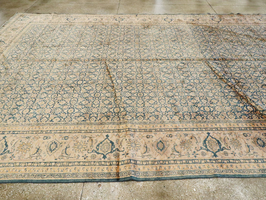 Antique Persian Mahal Carpet, No.22475 - Staging