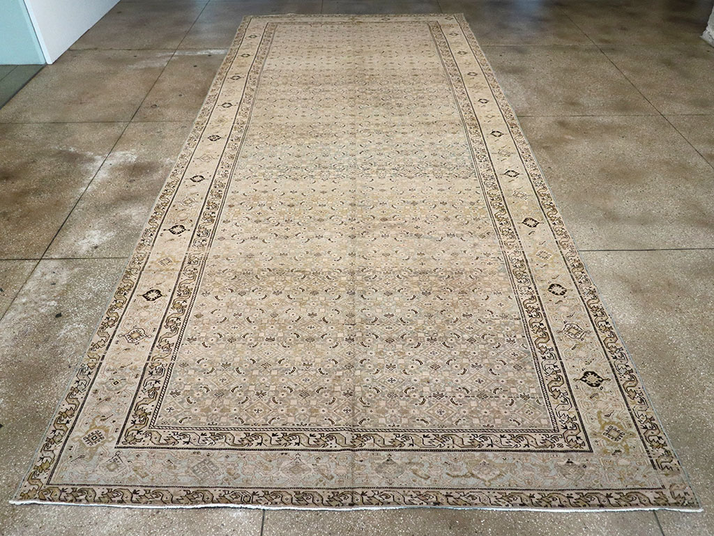 Vintage Persian Malayer Carpet, No.22494 - Staging