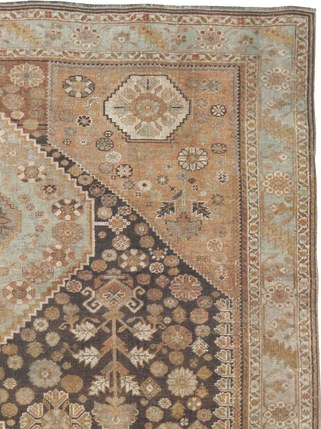 Antique Persian Shiraz Rug, No.22496 - Staging
