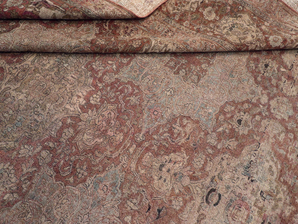 Antique Persian Isfahan Carpet, No.22505 - Staging