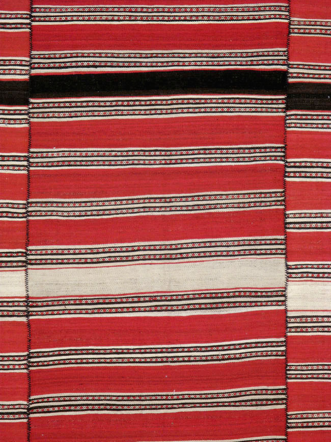 Vintage Persian Flat-weave Kilim, No.22508 - Staging