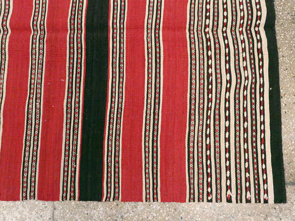 Vintage Persian Flat-weave Kilim, No.22508 - Staging