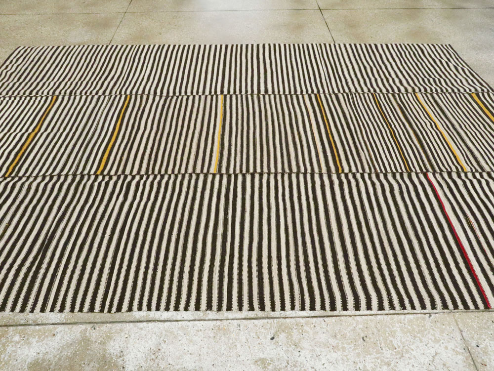 Vintage Persian Flatweave Kilim, No.22509 - Staging