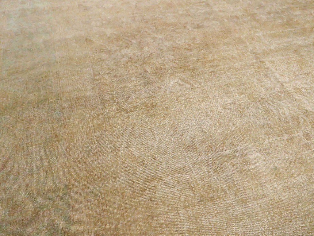 Antique Indian Lahore Carpet, No.22526 - Staging