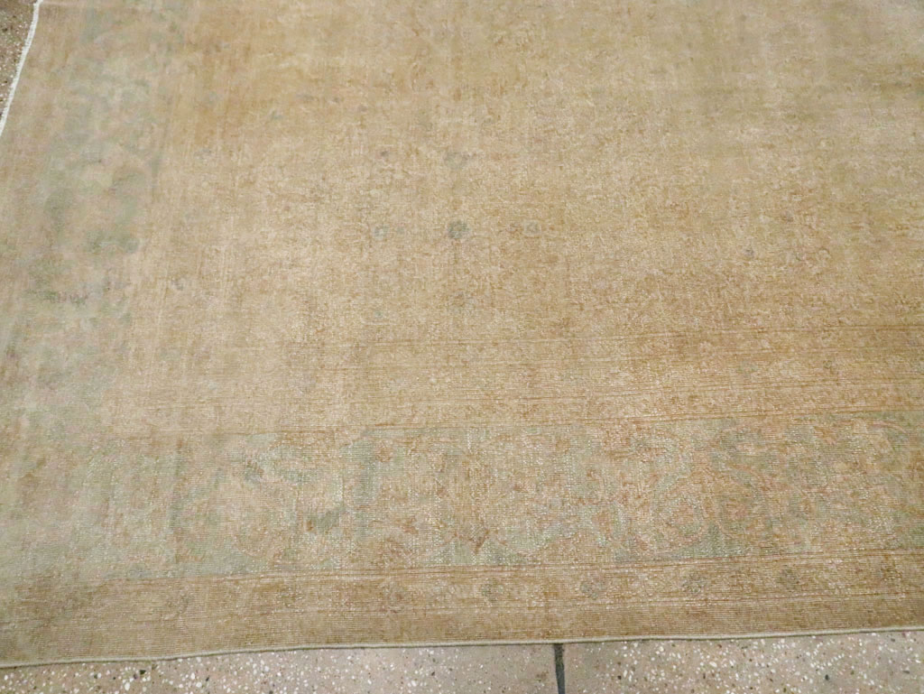 Antique Indian Lahore Carpet, No.22526 - Staging