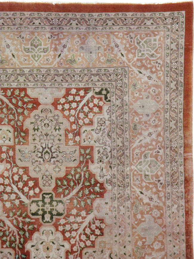 Vintage Persian Tabriz Carpet, No.22528 - Staging