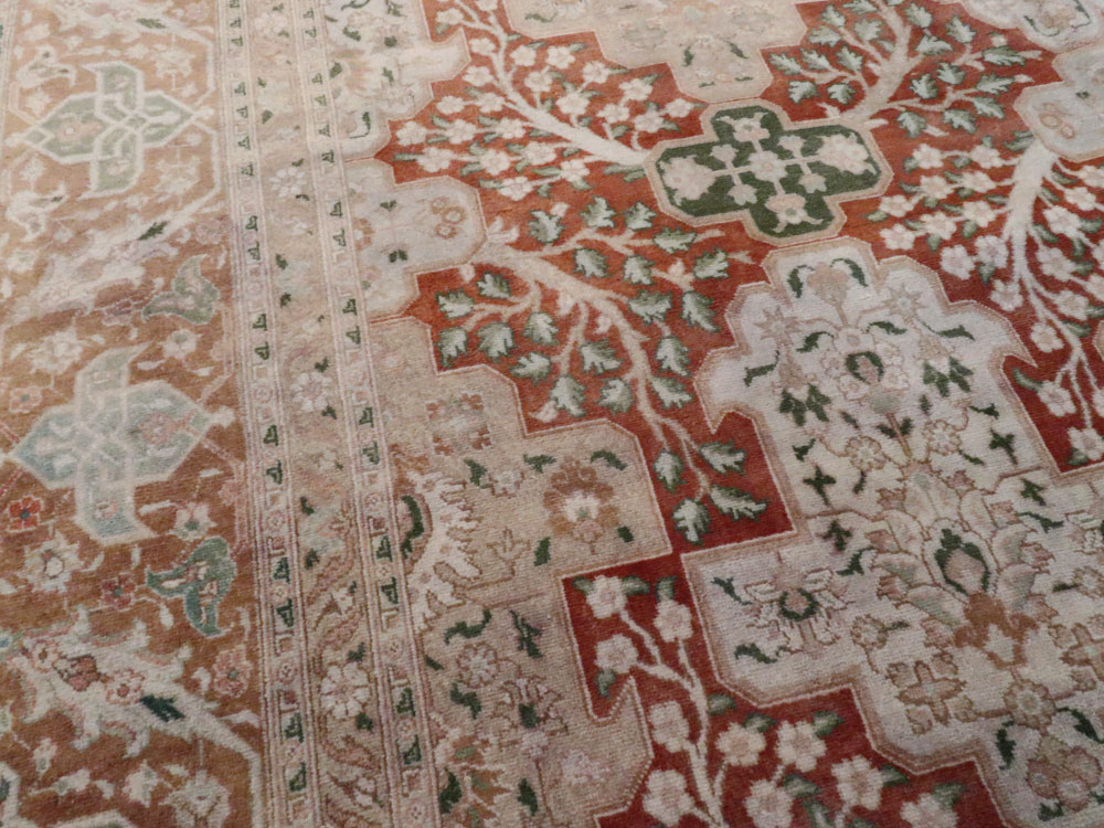 Vintage Persian Tabriz Carpet, No.22528 - Staging