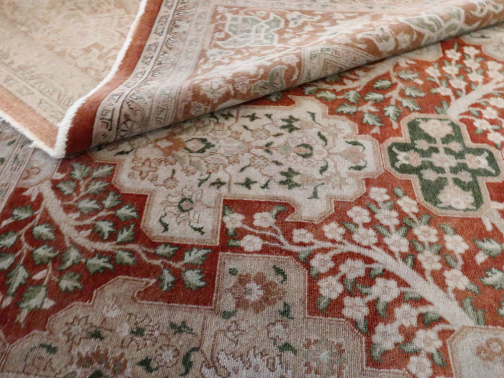 Vintage Persian Tabriz Carpet, No.22528 - Staging
