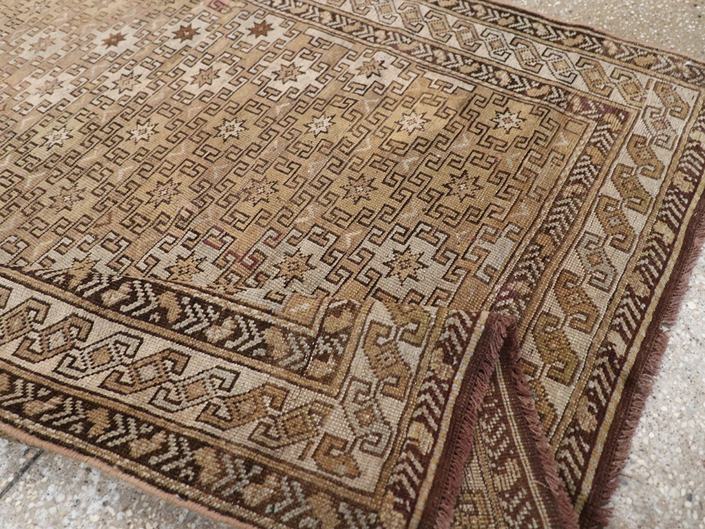 Antique Caucasian Shirvan Accent Rug, No.22558 - Staging