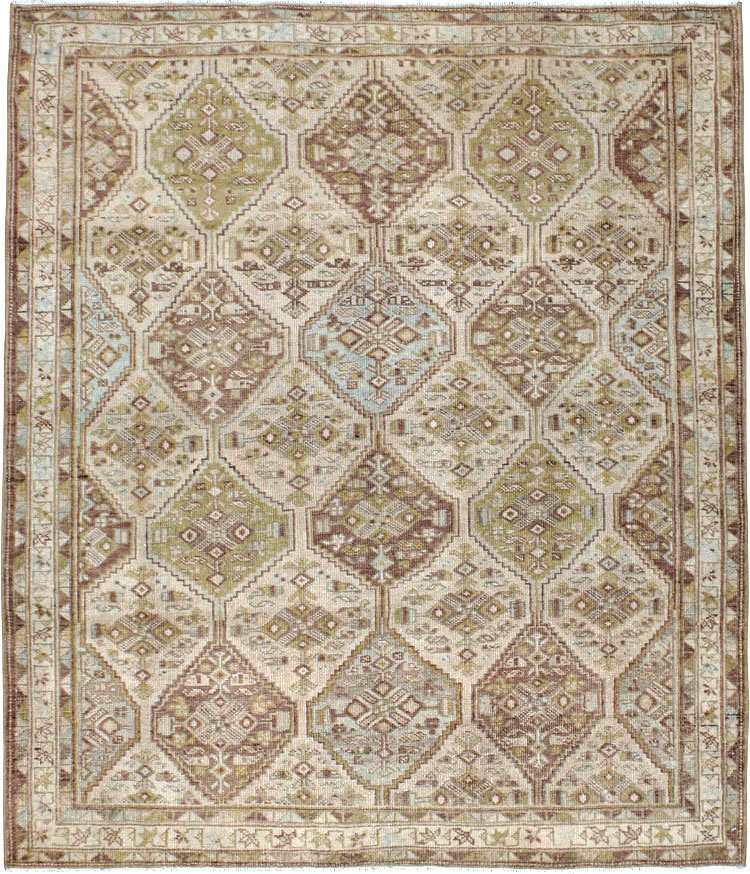 Vintage Persian Shiraz Sqaure Rug, No.22576 - Staging
