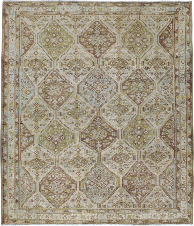 Vintage Persian Shiraz Sqaure Rug, No.22576 - Staging