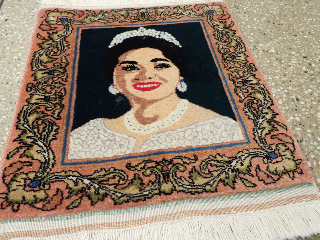 Vintage Persian Tabriz Pictorial Rug, No.22590 - Staging