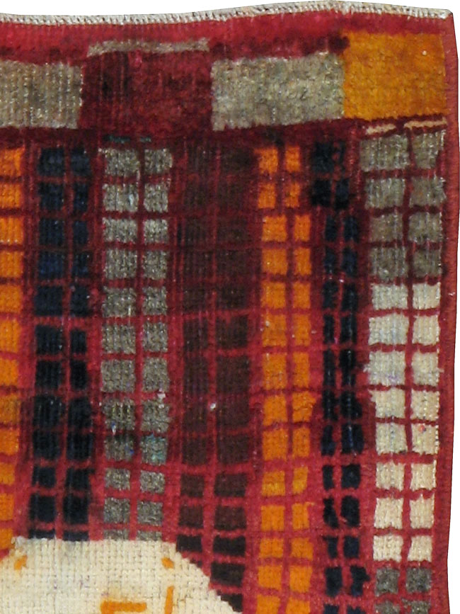 Vintage Persian Gabbeh Rug, No.22620 - Staging