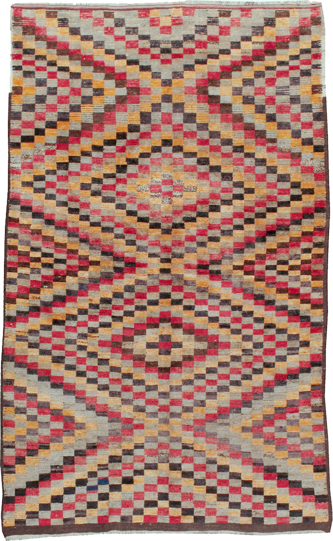 Vintage Turkish Anatolian Carpet, No.22644 - Staging