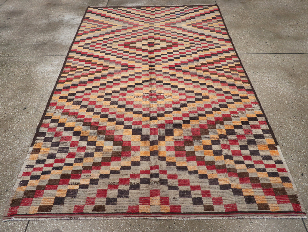 Vintage Turkish Anatolian Carpet, No.22644 - Staging