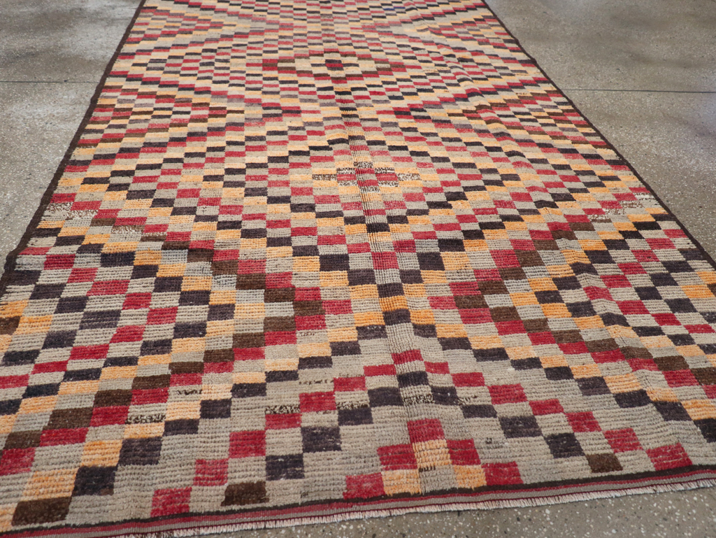 Vintage Turkish Anatolian Carpet, No.22644 - Staging