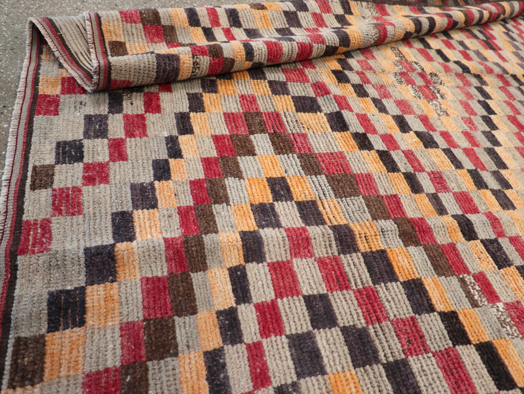 Vintage Turkish Anatolian Carpet, No.22644 - Staging