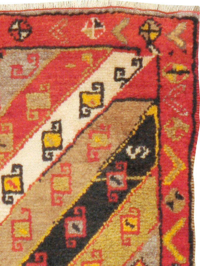 Vintage Turkish Anatolian Rug, No.22648 - Staging