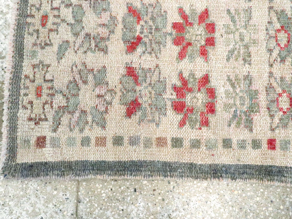 Vintage Turkish Anatolian Throw Rug, No.22649 - Staging