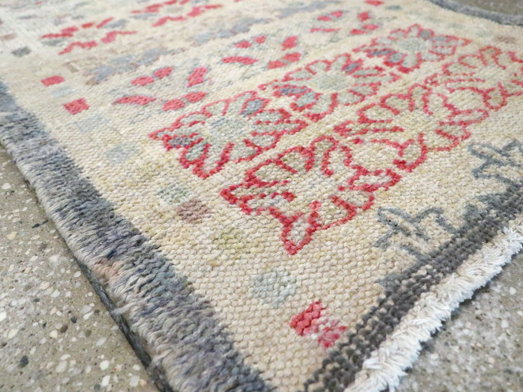Vintage Turkish Anatolian Throw Rug, No.22649 - Staging