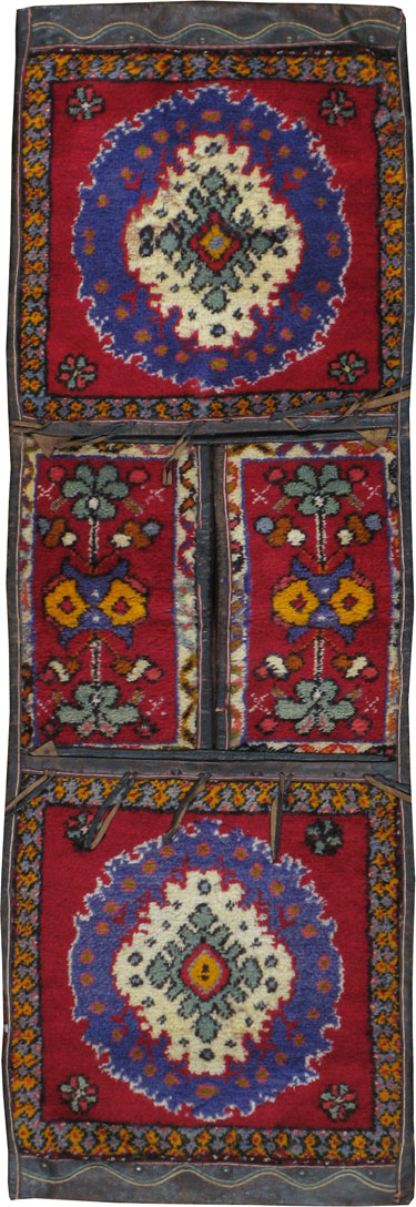 Vintage Turkish Anatolian Bag Face, No.22655 - Staging