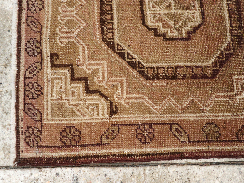 Antique Khotan Rug, No.22674 - Staging