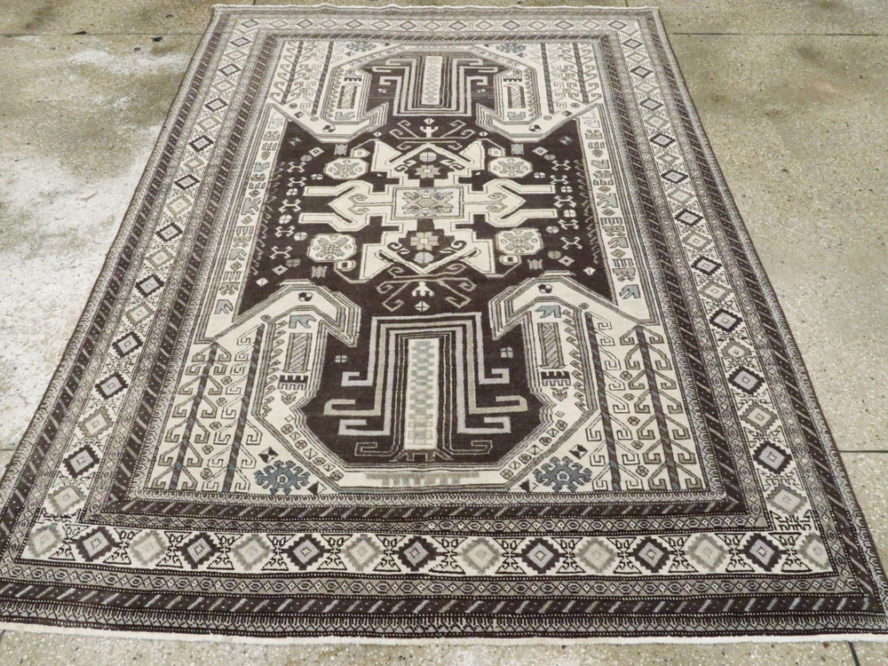 Vintage Afshar Rug, No.22689 - Staging
