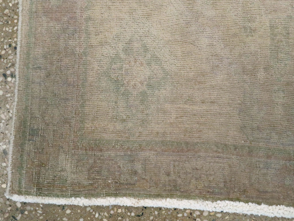 Vintage Persian Shiraz Rug (Pair: 1 of 2), No.22705 - Staging